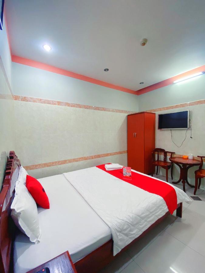 Reddoorz Chin Sao Hotel Nguyen Thi Thap Хошимін Екстер'єр фото